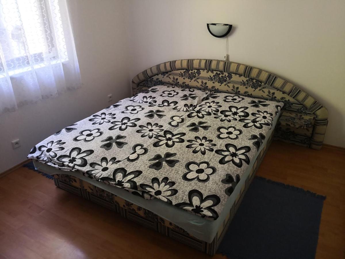 Ubytování u Máchova jezera - Apartmány - Ludmila Grulišová Doksy  Exteriér fotografie
